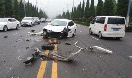 新冠爆料人出车祸了吗视频,揭秘背后惊人内幕